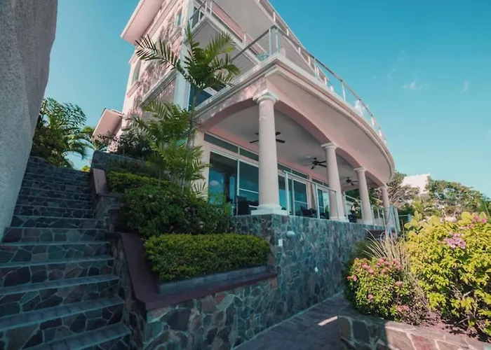 El Penthouse Suite San Carlos