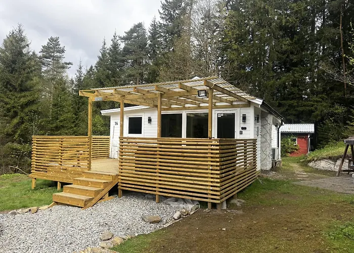 Cozy Holiday Home Near The Lake, Perfect For The Family Borås