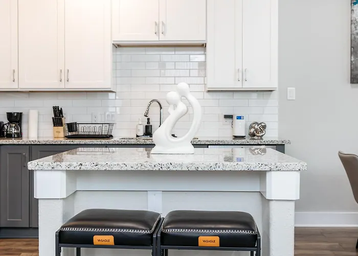 Modern Houston 3Br Getaway Near Nrg Stadium, Downtown, Med Center & Hou Airport, Fifa & Rodeo Ready
