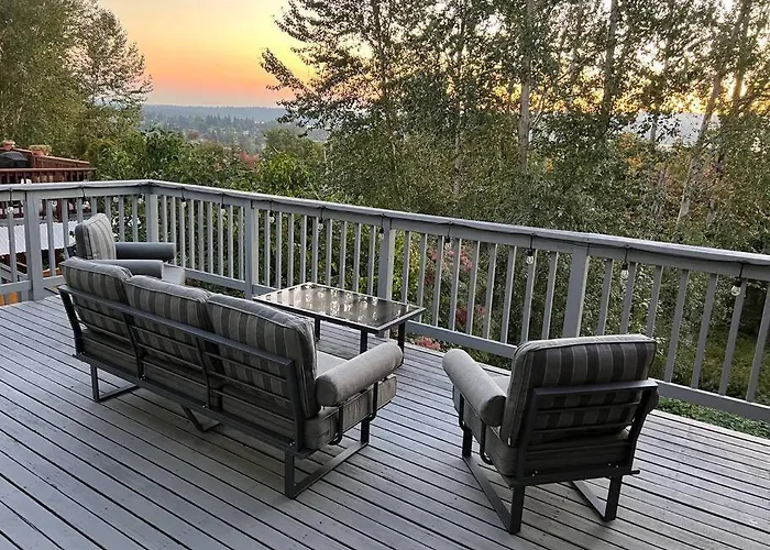 Lakeview Home By Lightrail Downtown & Airport Seattle