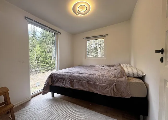 Cozy Holiday Home Near The Lake, Perfect For The Family Borås