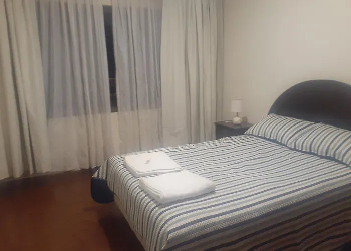 Casa Con 5 Dormitorios Cochabamba