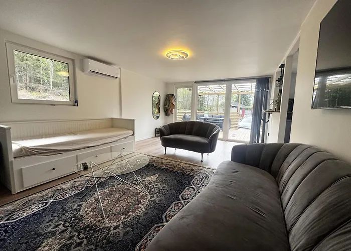 Cozy Holiday Home Near The Lake, Perfect For The Family Borås