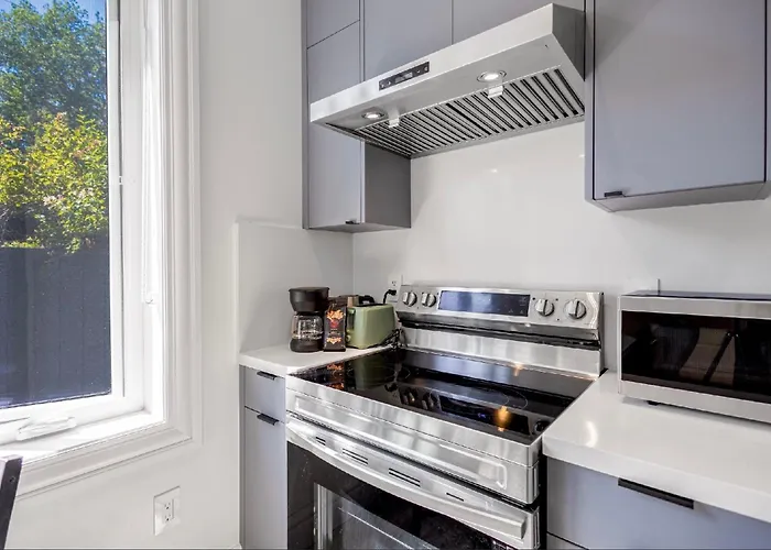 Villa Dunbar Brand-New Laneway House Vancouver
