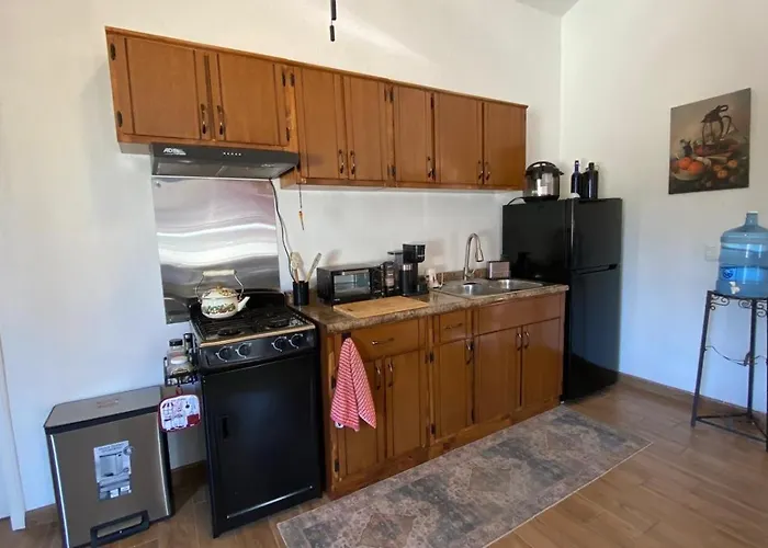 Guest Studio Near Businesses And Markets Ensenada