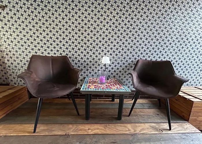 Private Zimmer mit eigener Küche und in Rheinnähe Bonn
