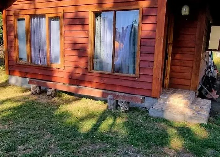 Cabana A Pasos Del Lago Llifen