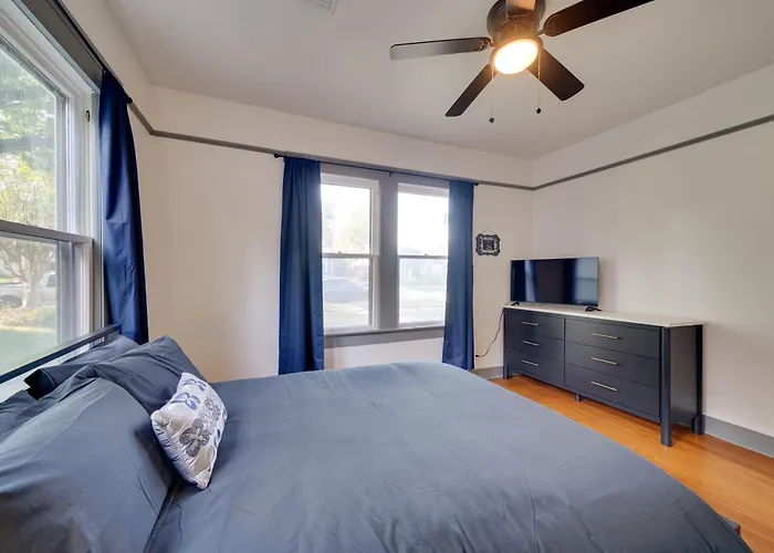 4 Mi To Downtown! Cozy Bungalow In San Antonio
