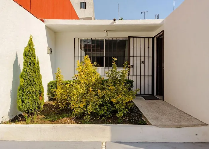 Casa Con Jardin Y Estacionamiento Privados En Coyoacan Mexiko-Stadt