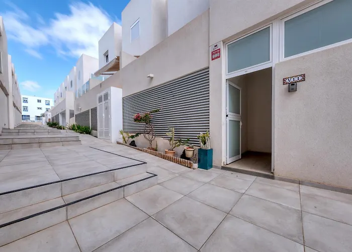 Casa Dang - 600M To The Beach By Lanzarote Vacation Homes Costa Teguise