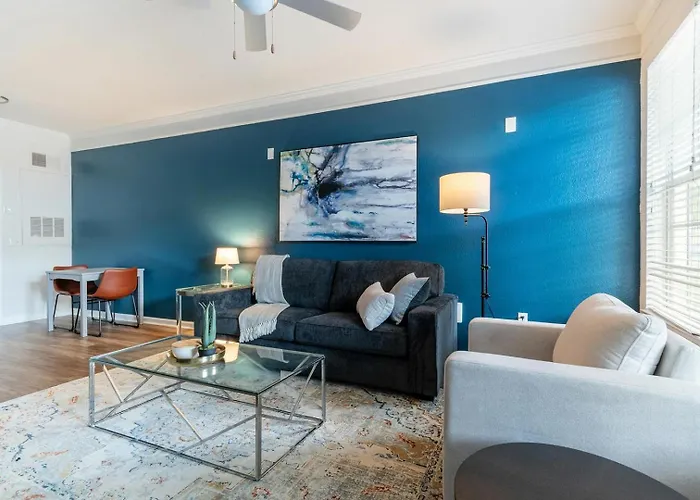 Landing Beautiful 1Bd Gym Pool Orlando