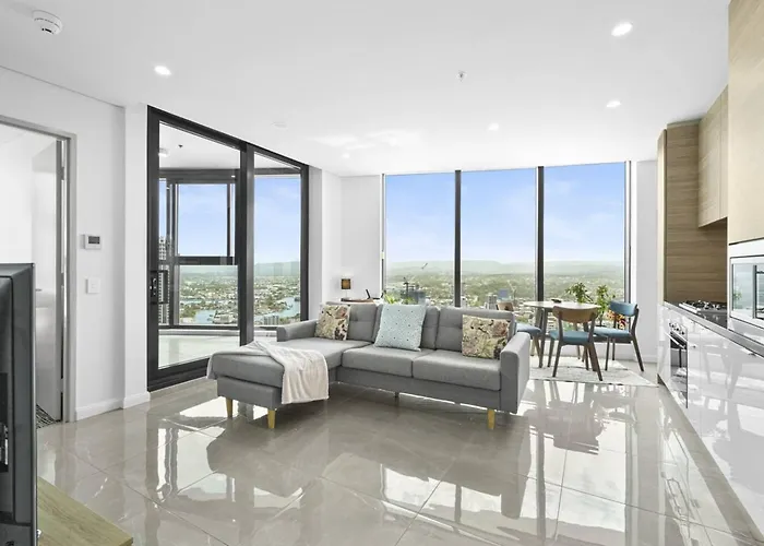 36Th Sky- High Beach Side Condo Gold Coast
