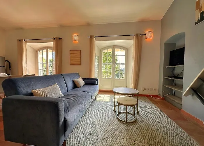 Luxury Air-Conditioned Apartment, Lorgues