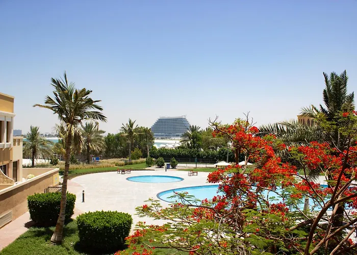 Charming Pool View Studio Retreat At Bab Al Bahr Ra’s al-Chaima