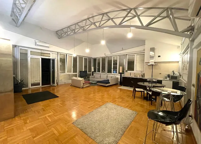 Apartment With A View And The Free Parking Belgrad