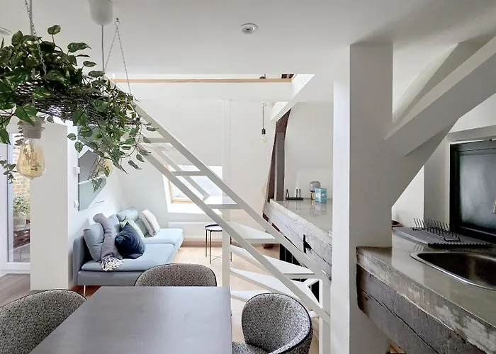 Ferienwohnung Loft Mons Centre 5