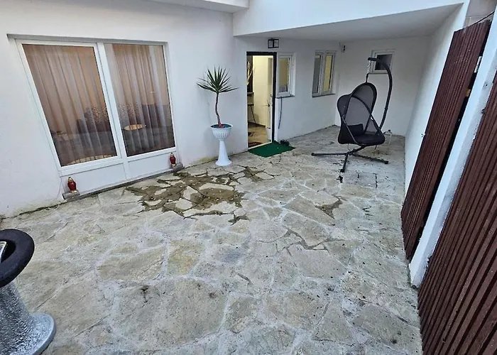 Minihouse Modern Private Central Pristina