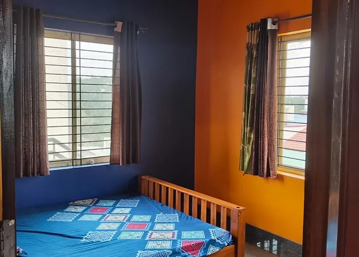 Love Moon Home Stay Mysore