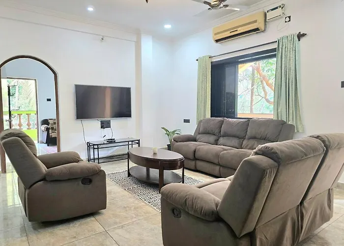 3 Bhk Apartment With Swimming Pool Jāmb