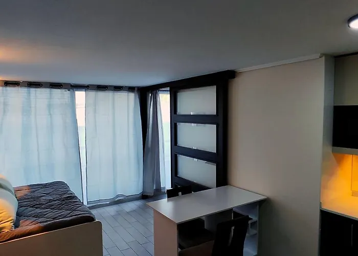 Disfruta De Una Estadia Inolvidable En El Corazon De Santiago, Hasta 3 Personas