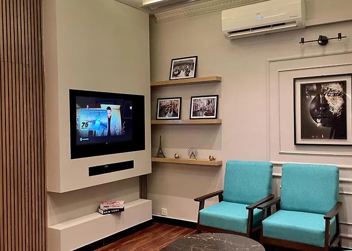 Luxury Studio Apartment In F10 Park Towers Islamabad