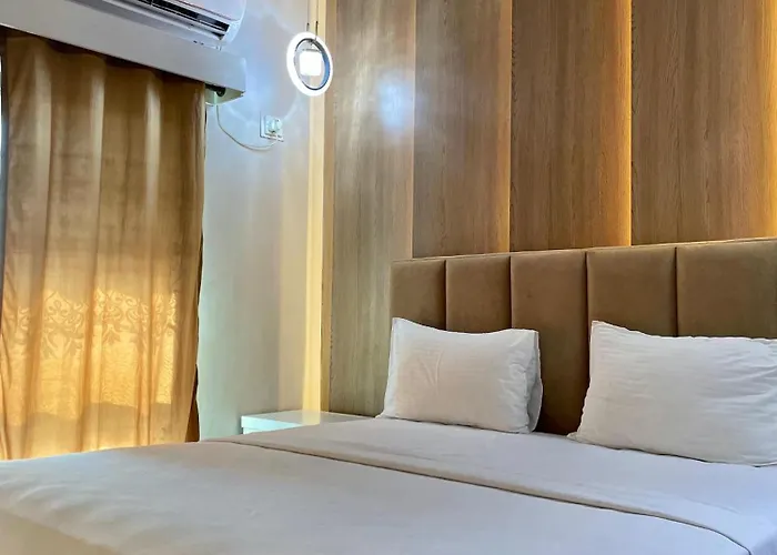Luxury Studio Apartment In F10 Park Towers Islamabad