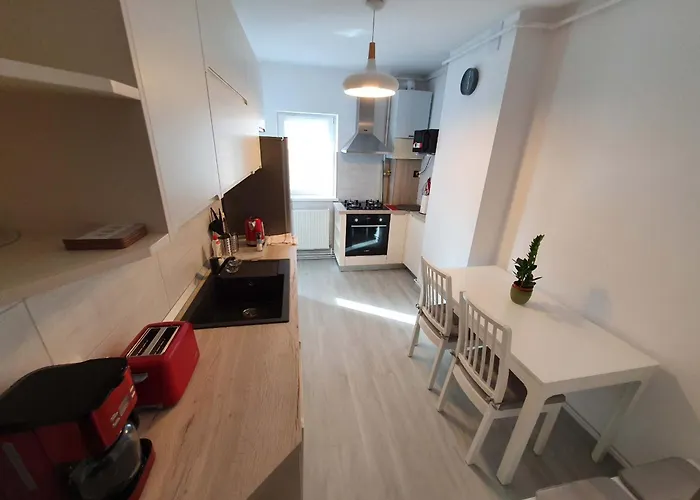 Sunny And Cozy, Central Apartment Brașov