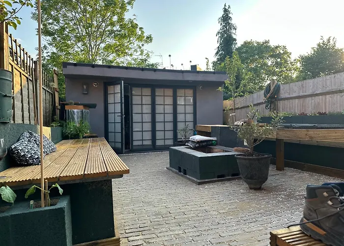 Studio - Sleeps 2 - Parking - Wifi London