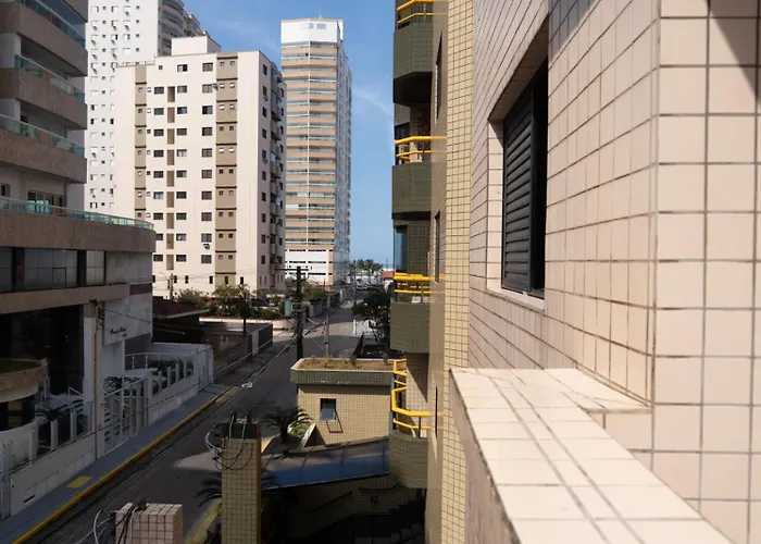 Apartamento Completo Com Garagem A 150 M Da Praia Praia Grande 
