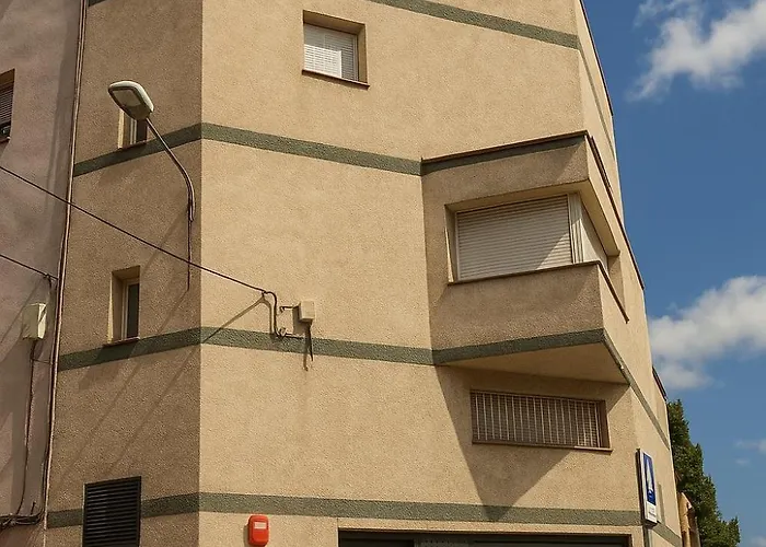 Entire Apartment, Accessible Ground Floor L’Hospitalet de Llobregat