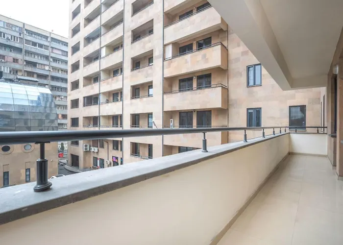 City Center 3 Bedrooms 2 Bathrooms Apartment With Balcony Erivan