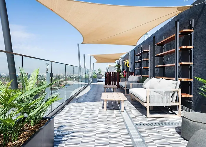 Elegant 1Br Retreat For 3 In Vibrant Las Condes Santiago de Chile