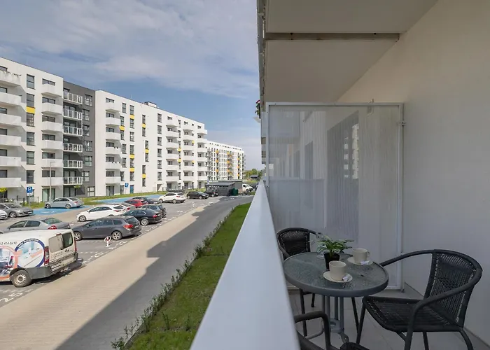 Stylish Apartment Pachonskiego With Parking In Krakow By Noclegi Renters