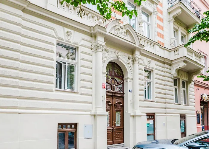 Blueground Prague 2 Furnished Namesti Miru Prg-44