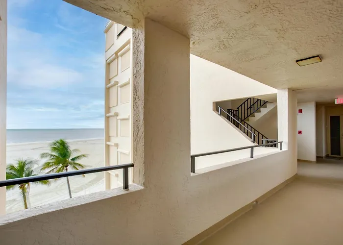 4 Mi To Lovers Key Sp: Modern Condo W/ Ocean Views Fort Myers Beach