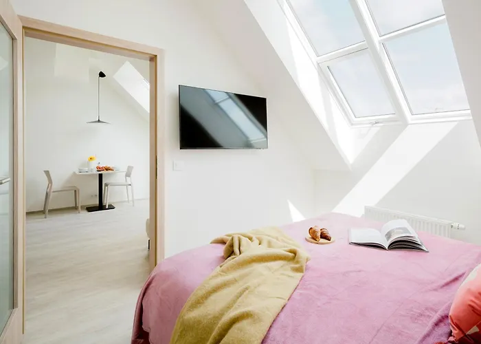 Prague Days - Bright Apartments With Ac Near Vysehrad Castle