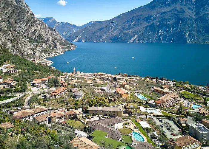 Hotel Royal Village Limone sul Garda
