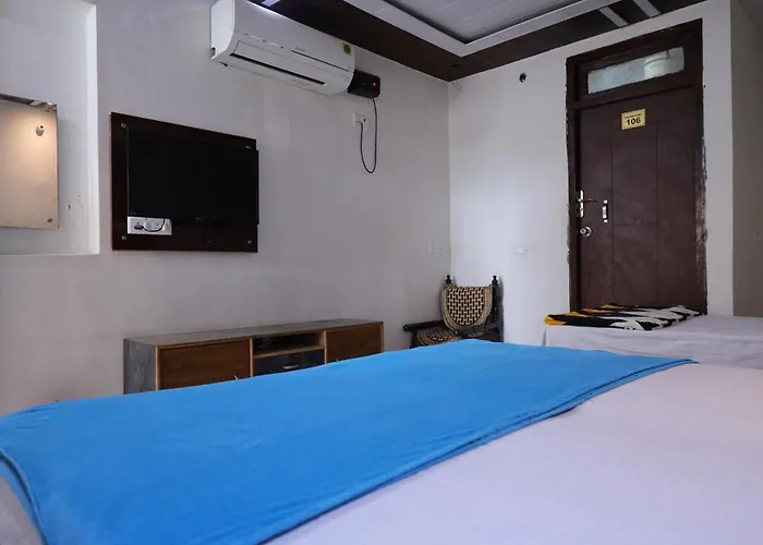 Hotel Nk Guesthouse Agra 