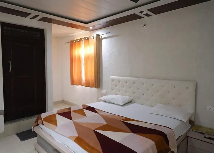 Hotel Nk Guesthouse Agra 