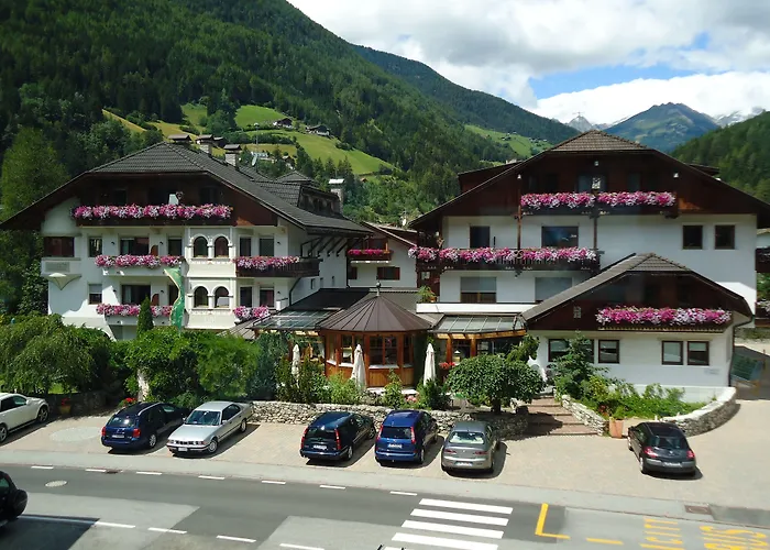 Alphotel Stocker Alpine Wellnesshotel Sand in Taufers