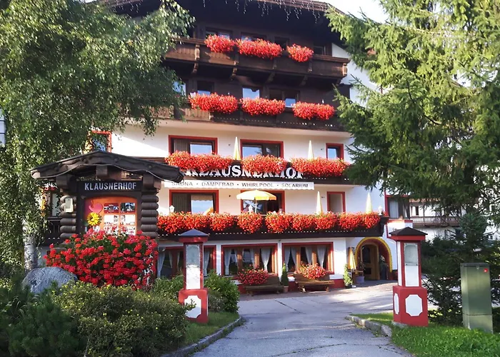 Landhaus Klausnerhof Hotel Garni Seefeld in Tirol