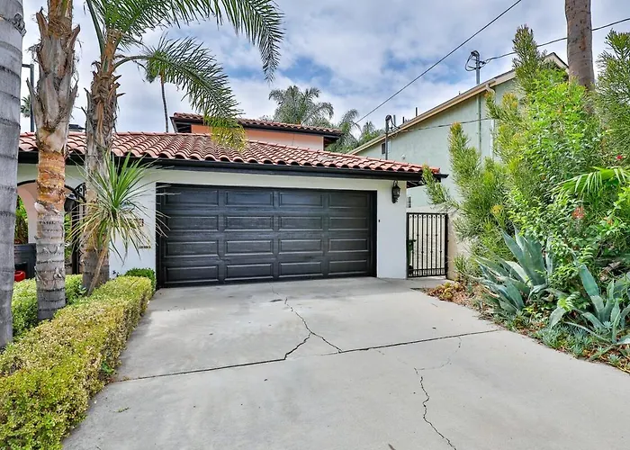 Estate With Heated Pool & Jacuzzi & Tennis Court Los Angeles