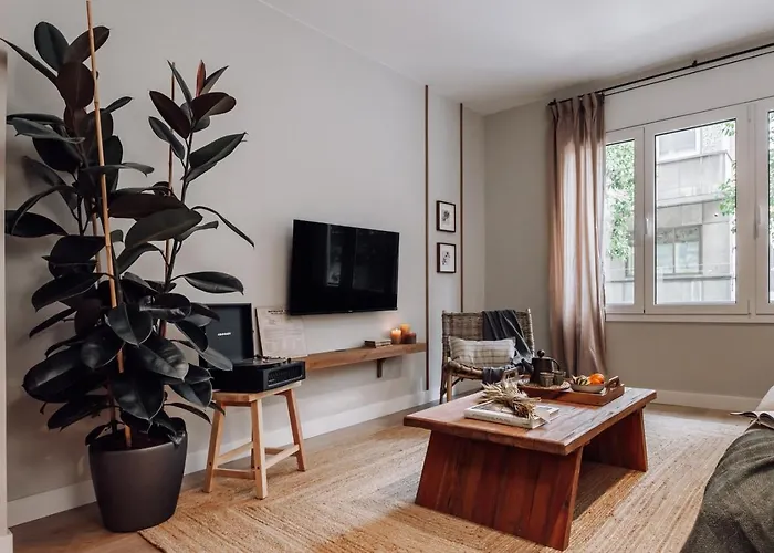 Laurel - 3 Bedrooms In Sant Gervasi Barcelona