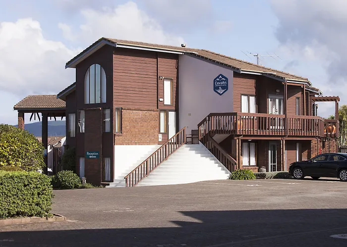 Cascades Lakefront Motel Tauposee