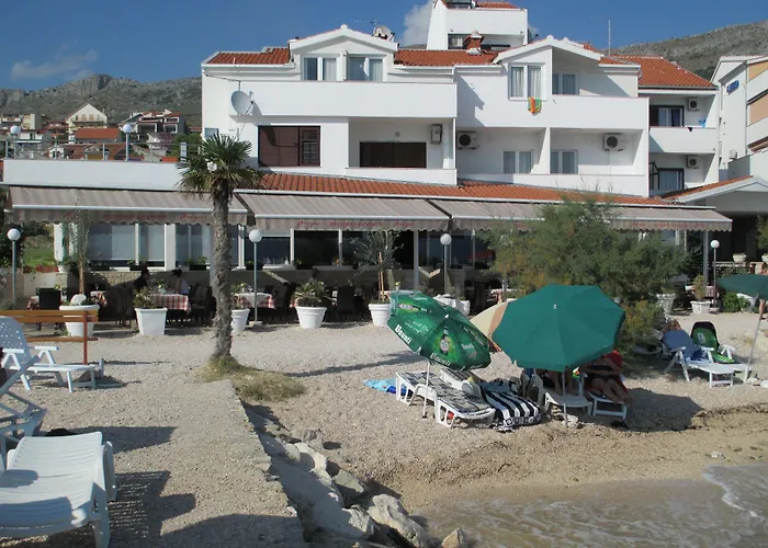 Hotel Pansion Amigos Podstrana