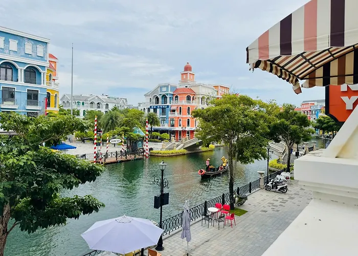Lia Homestay Grand World Phu Quoc - Sunny Venice Apartment