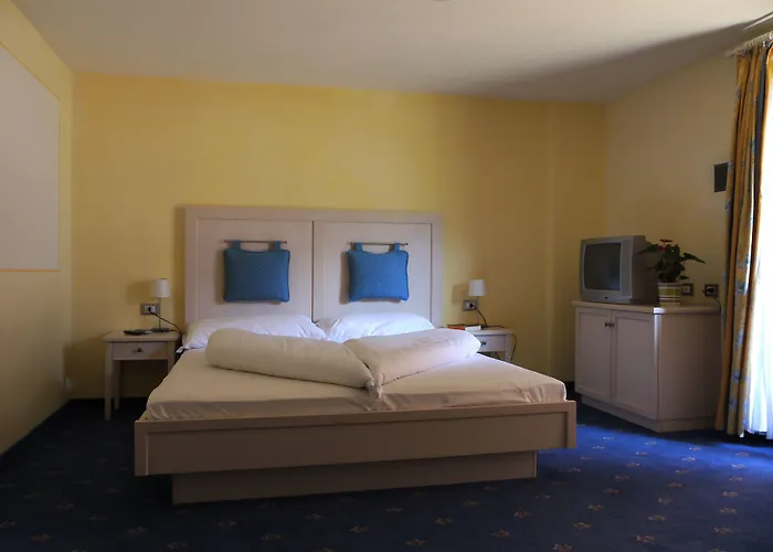 Hotel Schoenblick Naturns