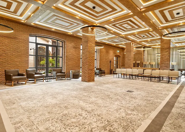 Hotel Crowne Plaza - Borjomi By Ihg
