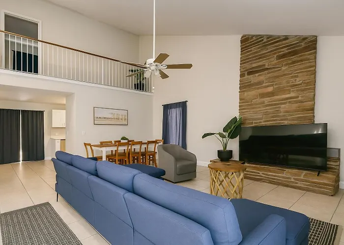 3BR Delray Beach Retreat | Pool + Game Room