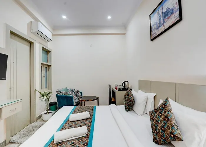 Hotel Madhav Inn Mathura
